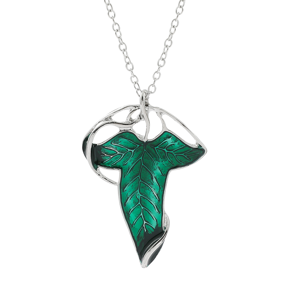Vintage Fashion Blog - Vintage Green Leaf Pendant Necklace Exquisite