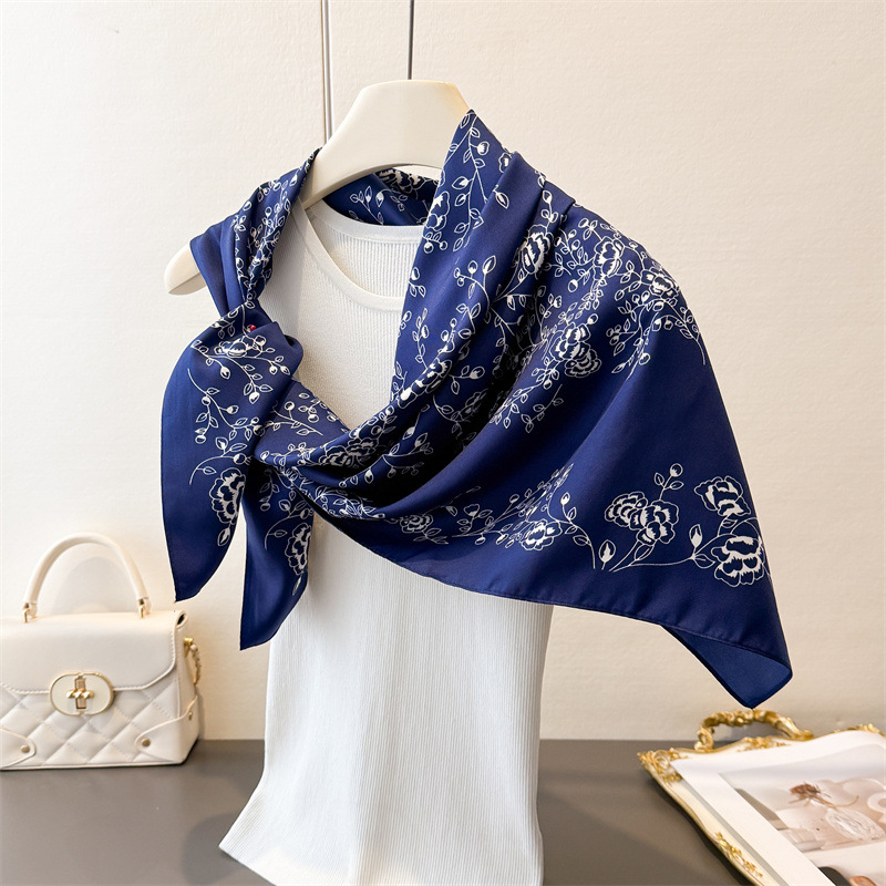 Luxury Vintage 90X90cm Square  - Vintage Fashion Hijab recension och pris