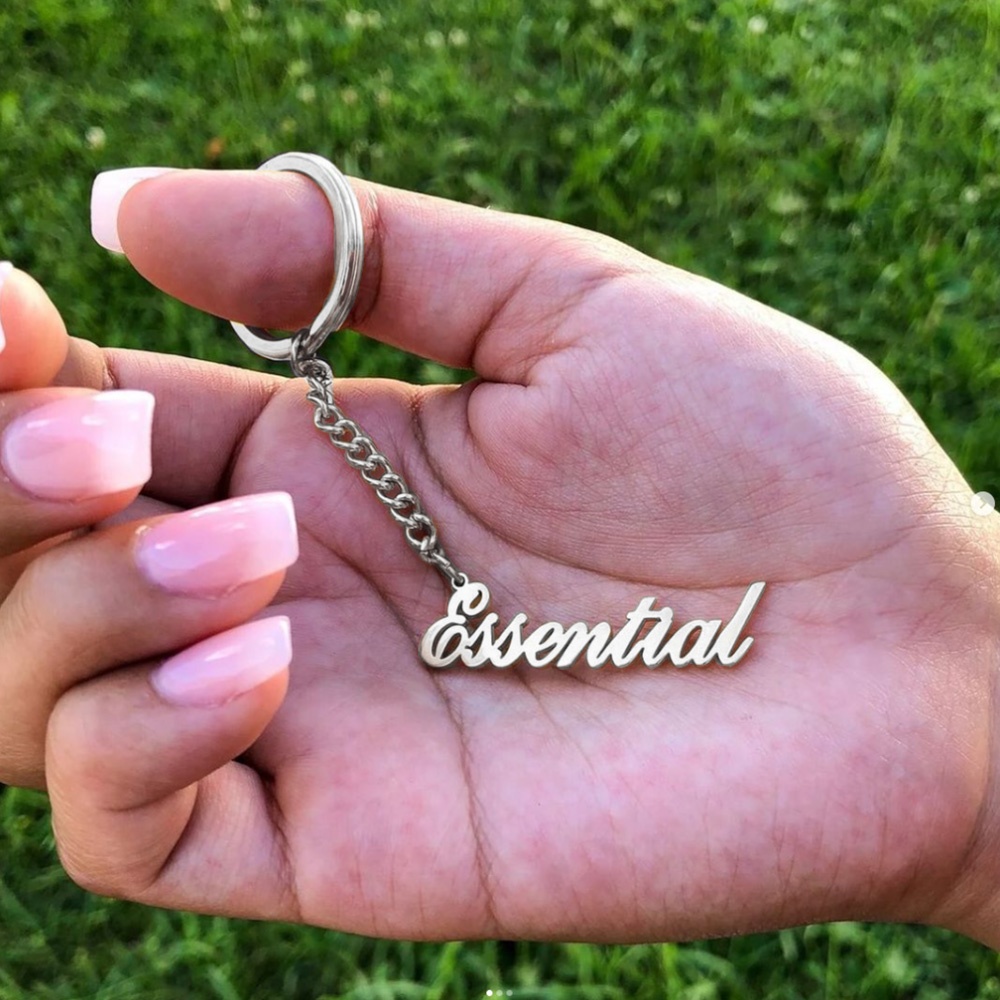 Custom Old English Keychain Pe - Vintage Fashion Names recension och pris