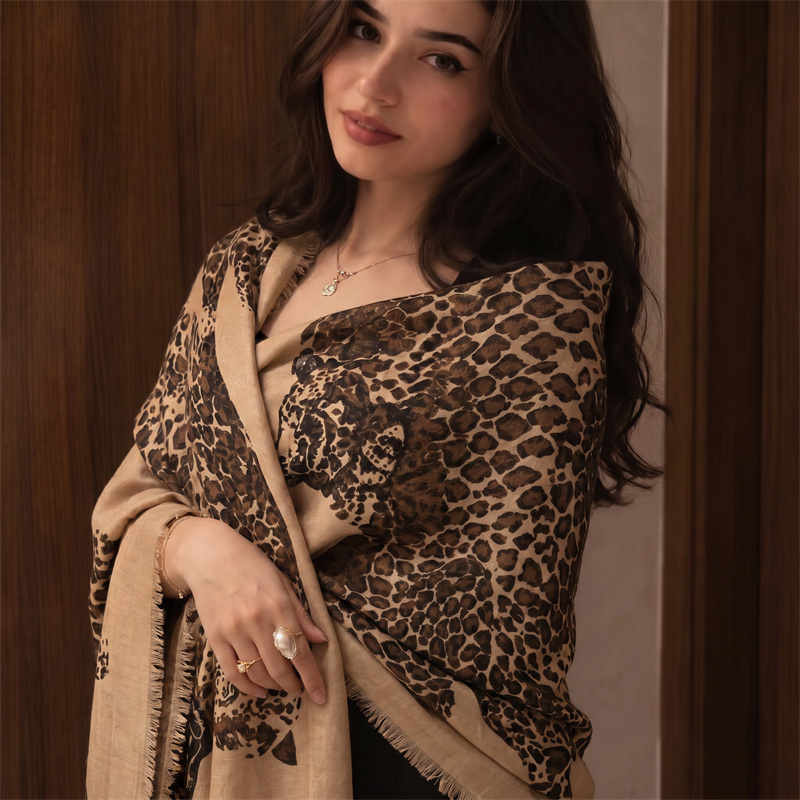 Vintage Leopard Print Hijab an - Vintage Fashion Hijab recension och pris