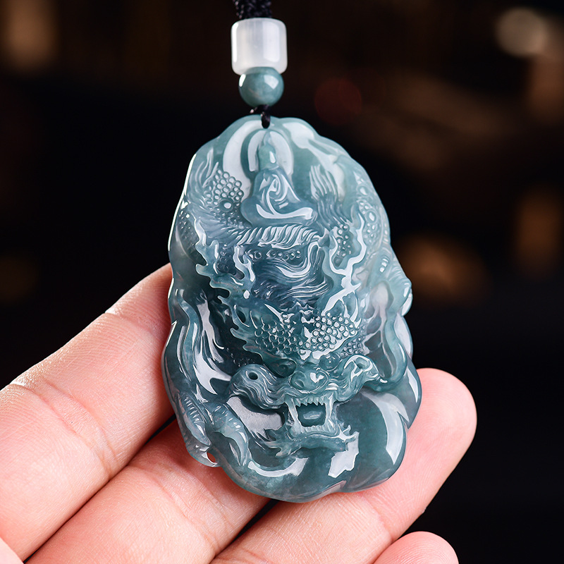 Natural Burmese Jadeite Dragon - Vintage Fashion Designers recension och pris