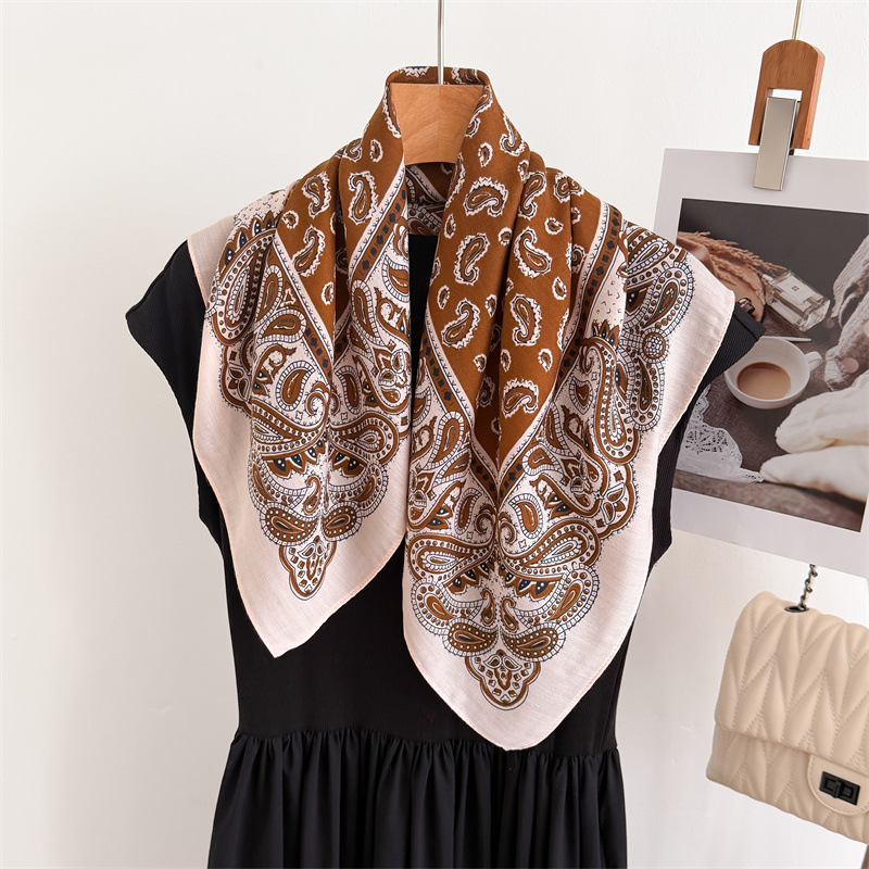 Vintage Bandana Square Scarf F - Vintage Fashion Hijab recension och pris