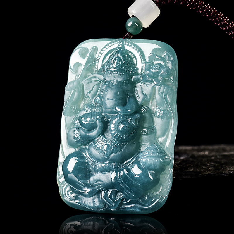 Myanmar Jadeite Ganesha Pendan - Vintage Fashion Designers recension och pris