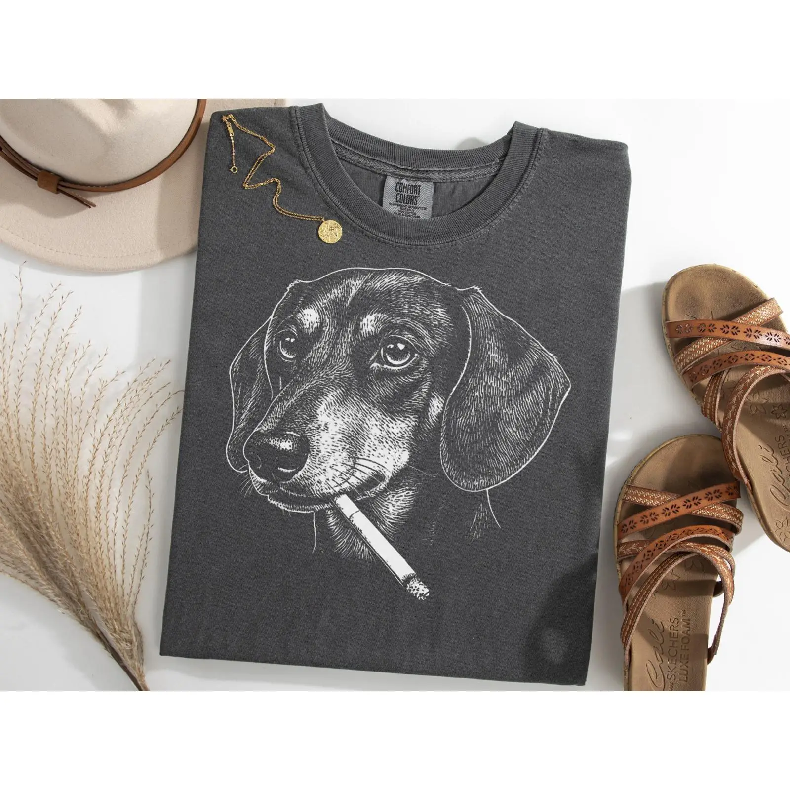 Dachshund Smoking Meme T Shirt - Vintage Fashion Gen Z recension och pris