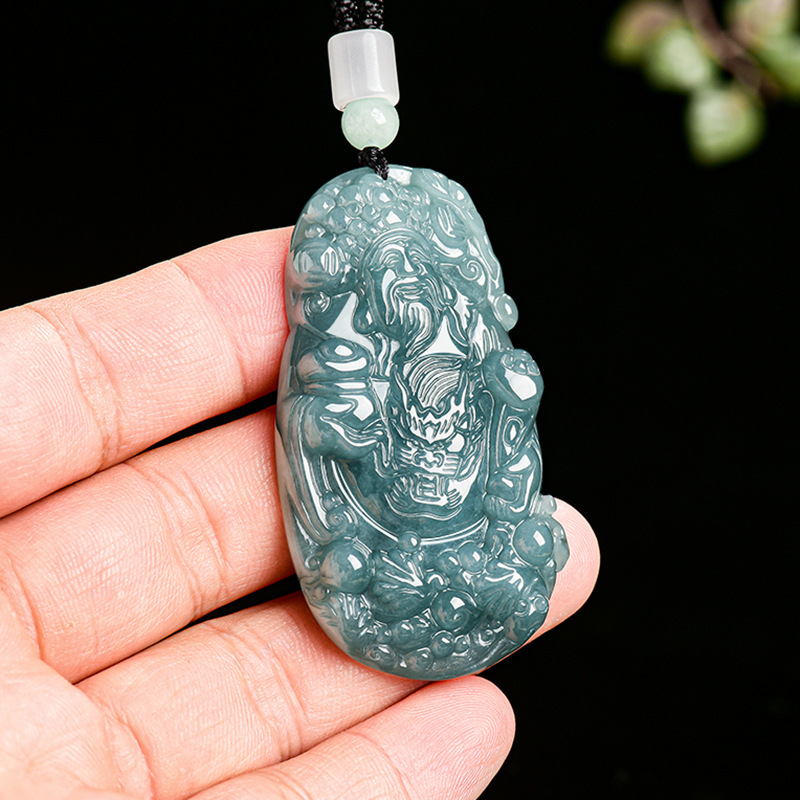 Myanmar Jadeite God of Wealth  - Vintage Fashion Designers recension och pris