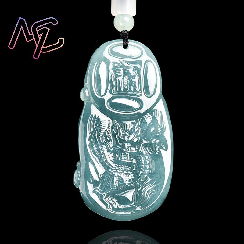 Myanmar Jadeite God of Wealth  - Vintage Fashion Designers recension och pris
