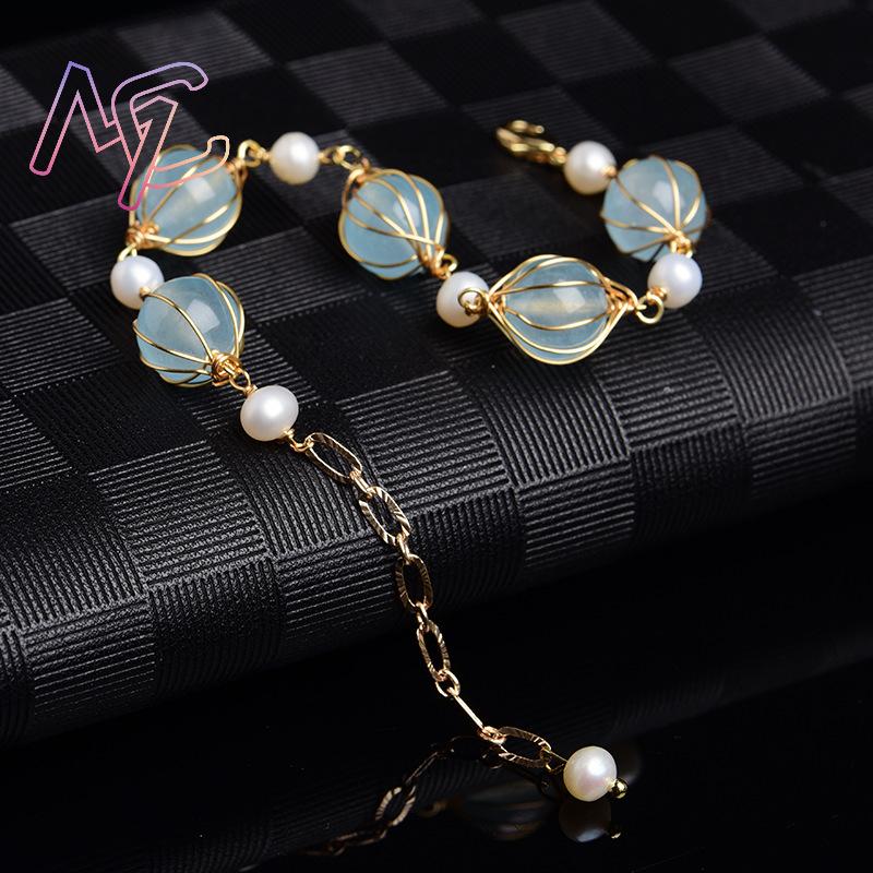 Blue Natural Jade Bead Earring - Vintage Fashion Designers recension och pris