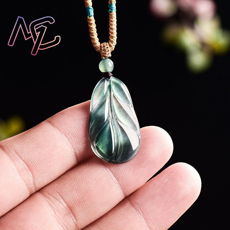 Myanmar Jadeite Leaf Pendant G - Vintage Fashion Designers recension och pris