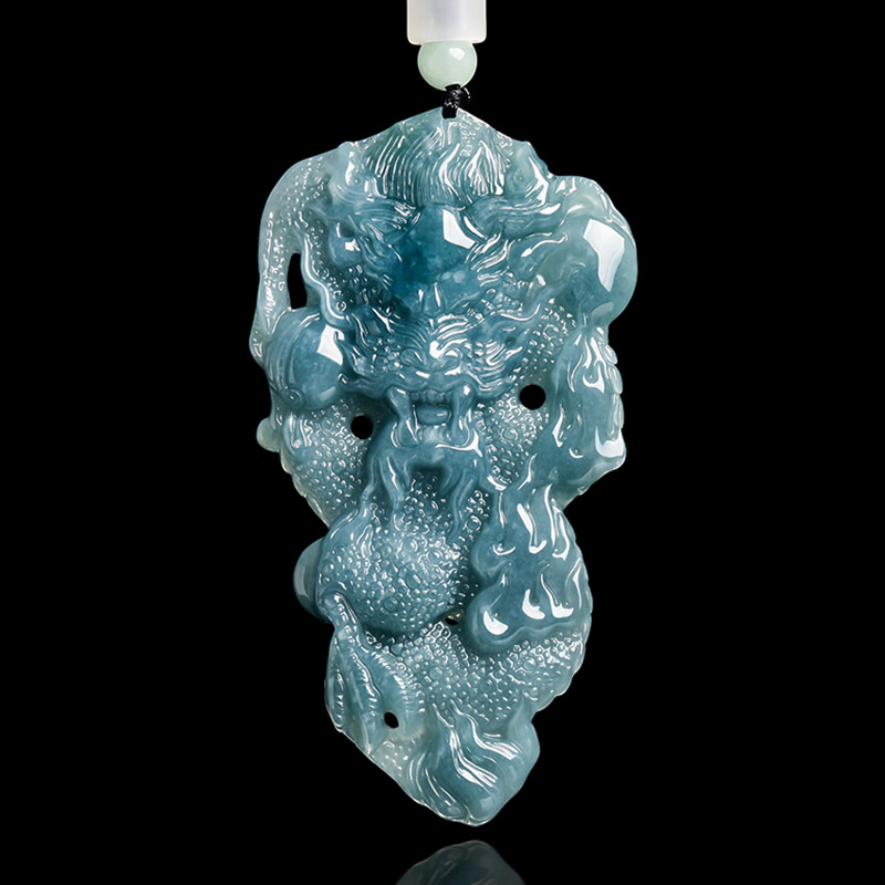 Myanmar Jadeite Dragon Pendant - Vintage Fashion Designers recension och pris
