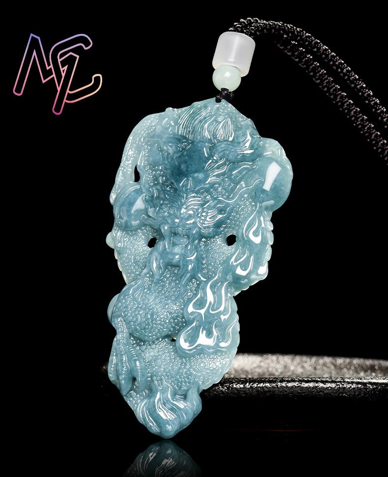 Myanmar Jadeite Dragon Pendant - Vintage Fashion Designers recension och pris