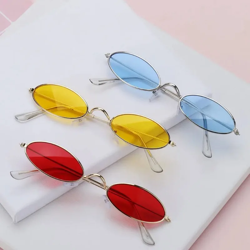 Retro Small Frame Oval Sunglas - Vintage Fashion Female recension och pris