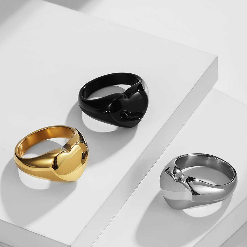 Customized Women Signet Ring C - Vintage Fashion Names recension och pris